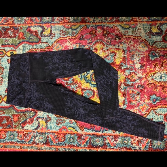 Lululemon Wunder Under Nulux Leggings 6 - Picture 2 of 3